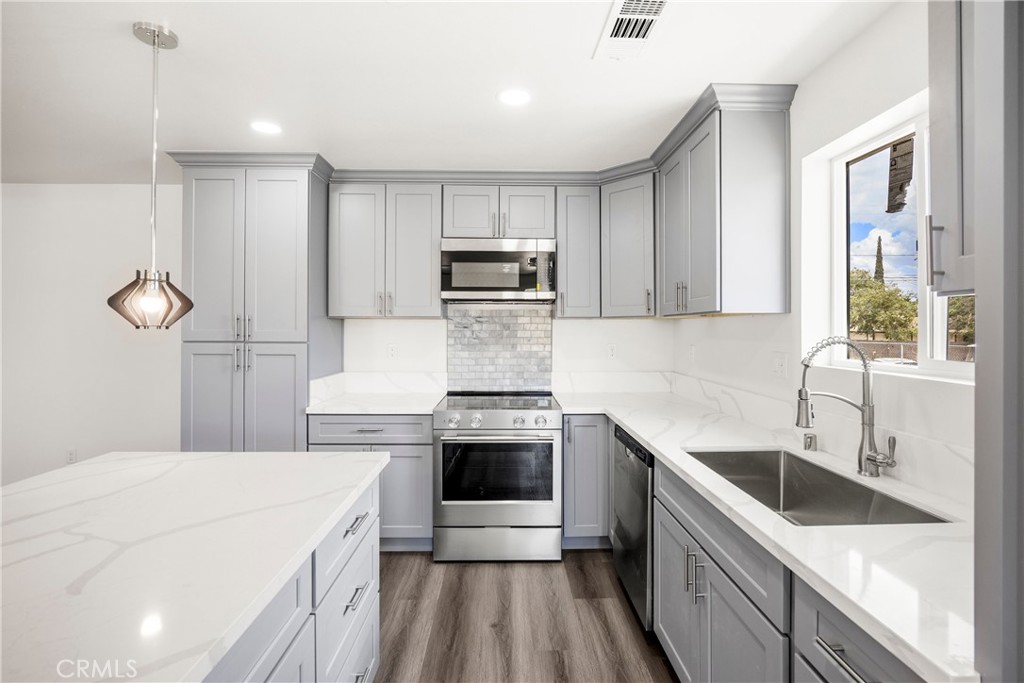 16512 Chestnut St Property Photo 8