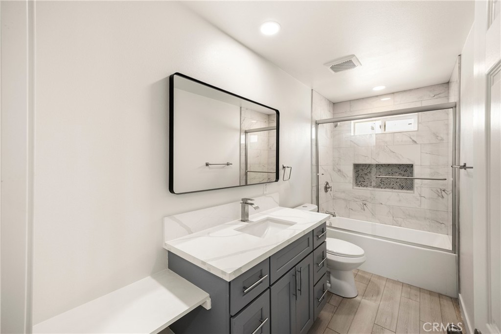 16512 Chestnut St Property Photo 17