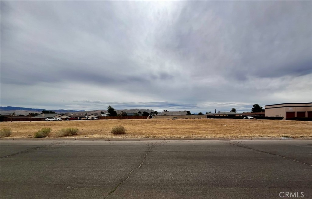 43436716 Bear Valley Road Property Photo 13