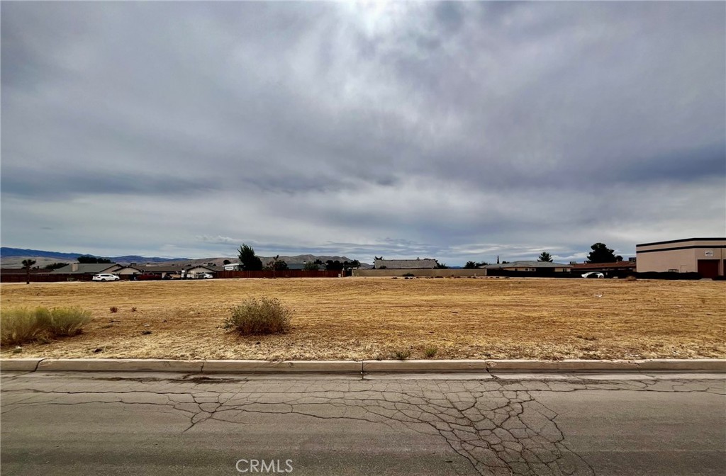43436716 Bear Valley Road Property Photo 14