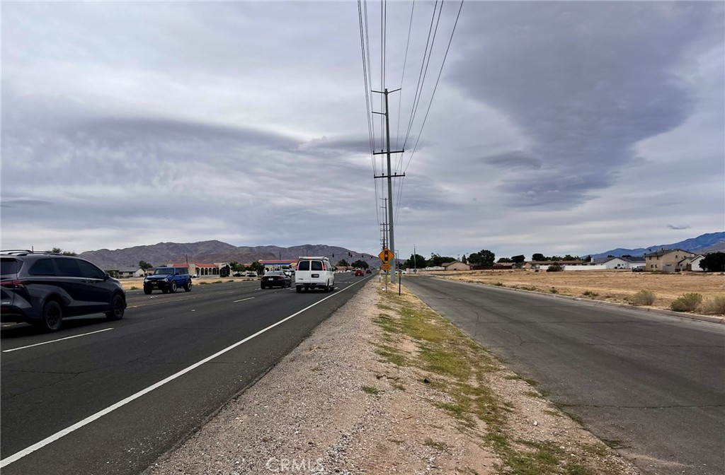 43436716 Bear Valley Road Property Photo 19