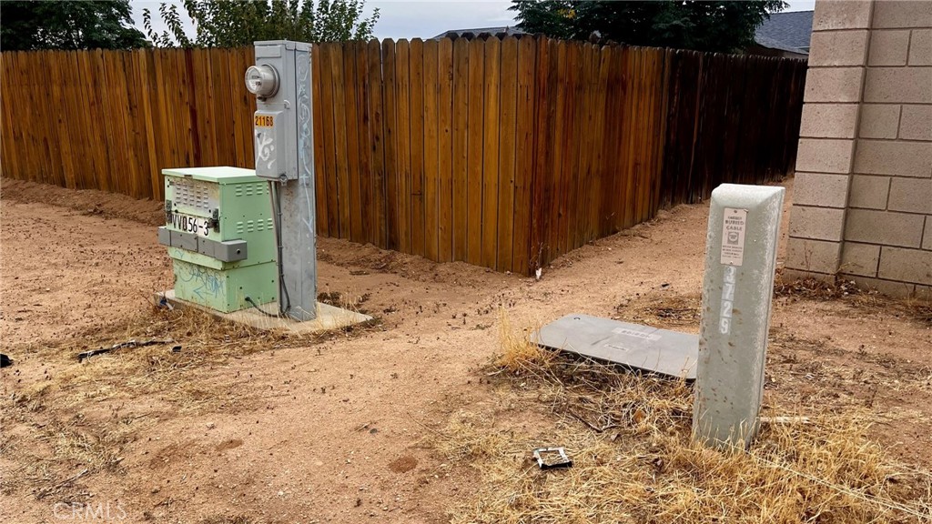 43436716 Bear Valley Road Property Photo 27