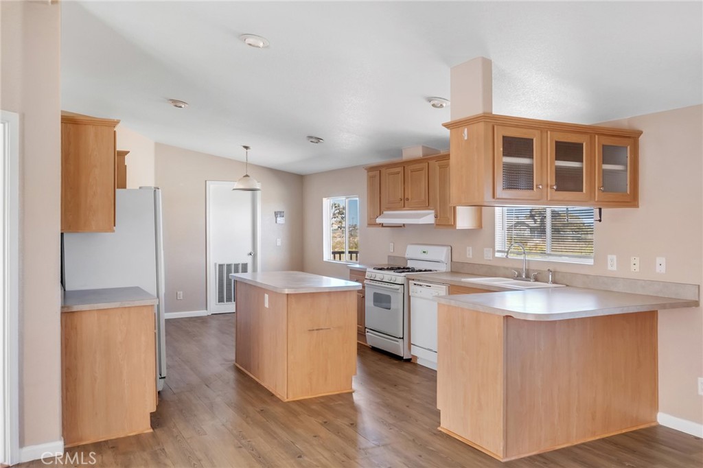 12945 Smith Road Property Photo 11