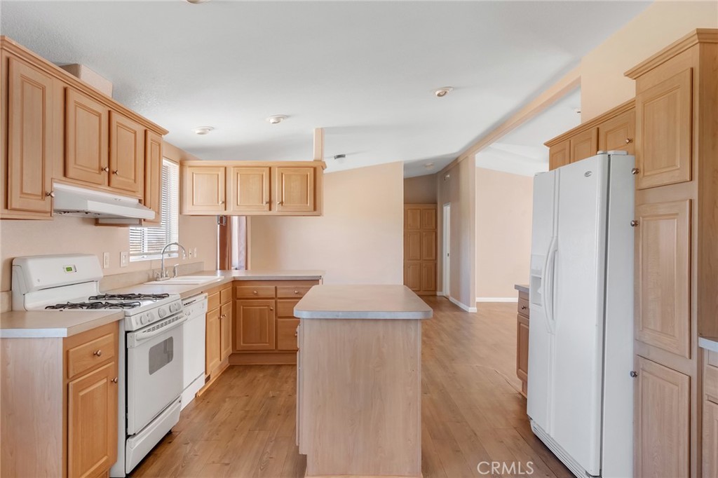 12945 Smith Road Property Photo 12