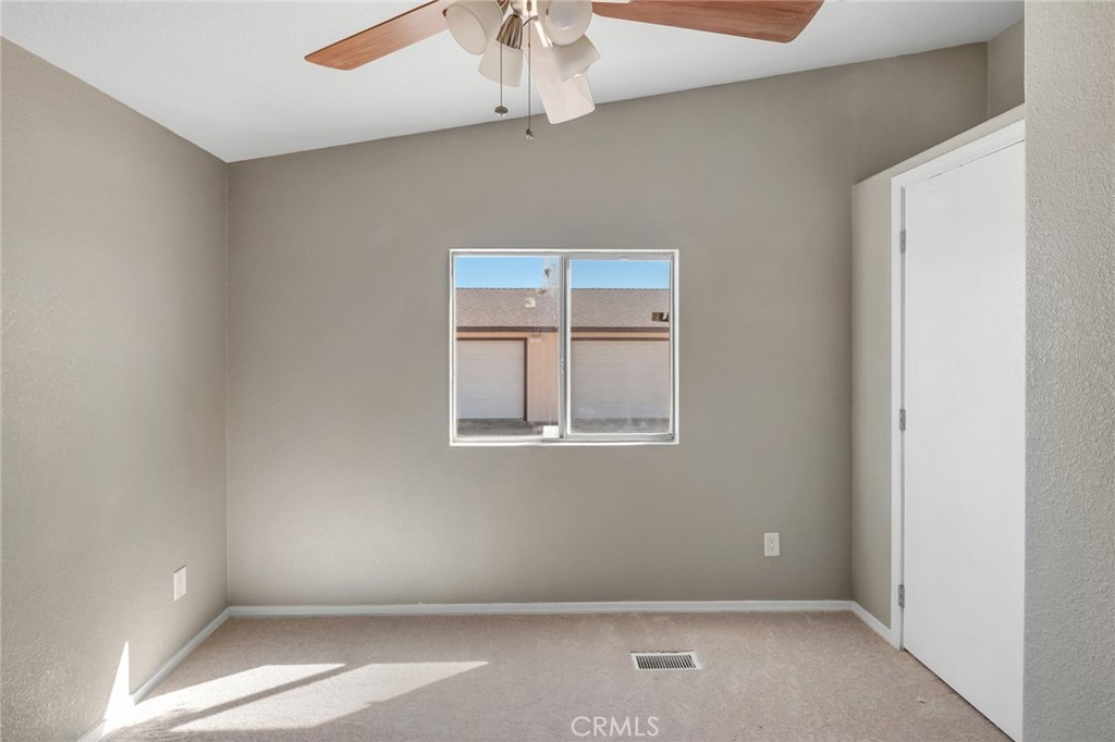 12945 Smith Road Property Photo 17