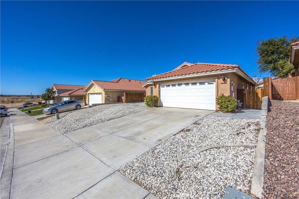 17572 Caprice Property Photo 3