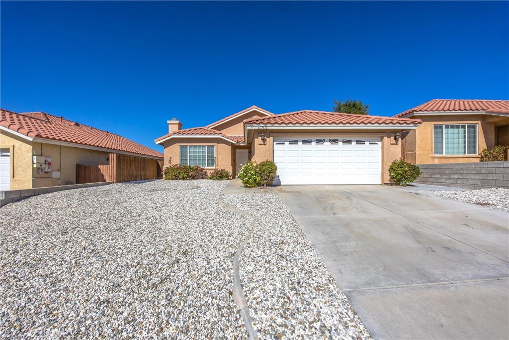 17572 Caprice Property Photo 6