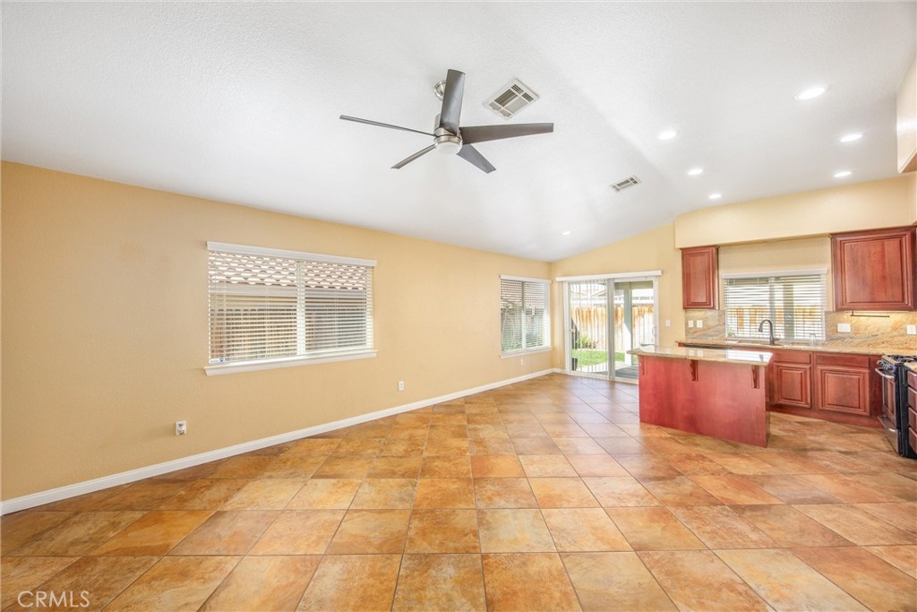 17572 Caprice Property Photo 12