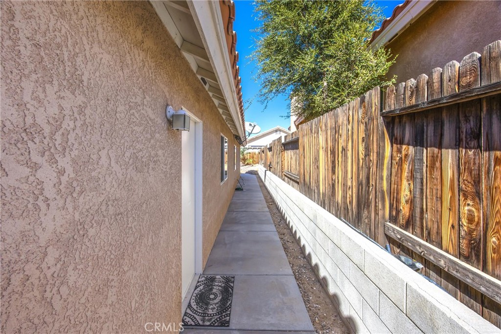 17572 Caprice Property Photo 32