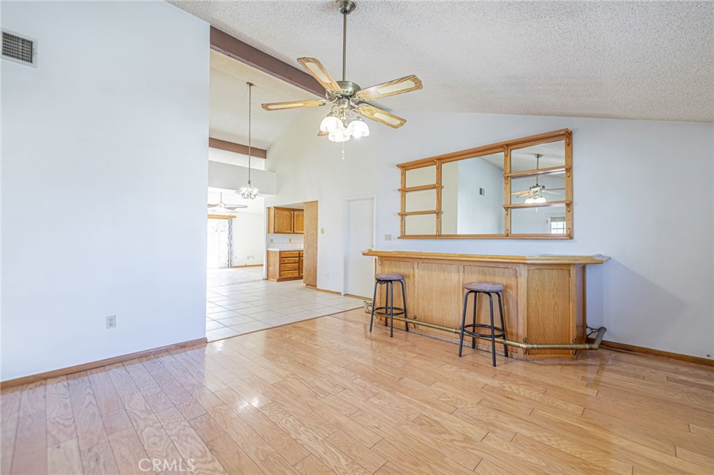 18050 Bold Venture Property Photo 18