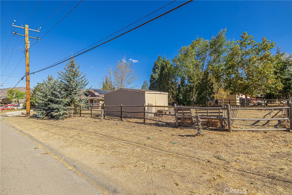 18050 Bold Venture Property Photo 30