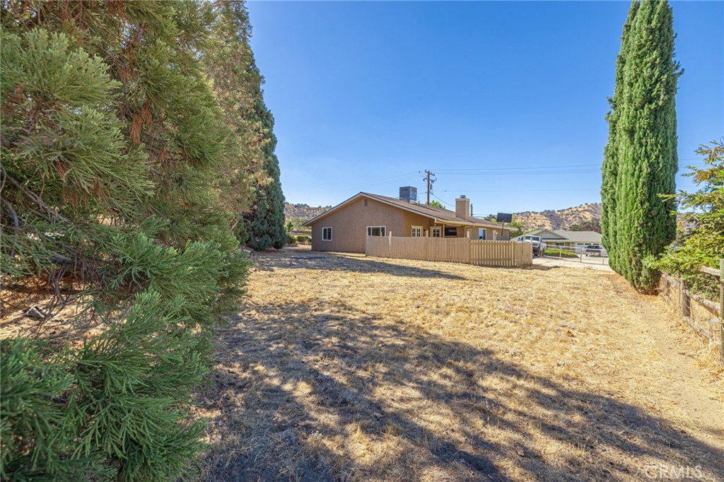 18050 Bold Venture Property Photo 39