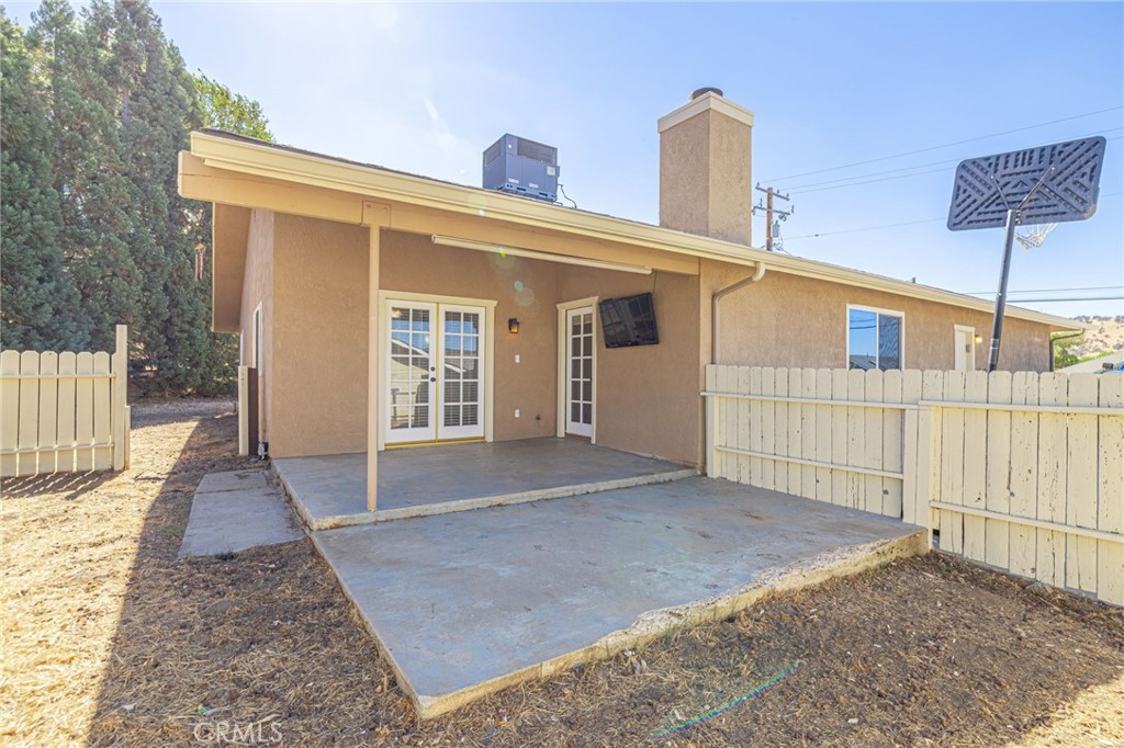 18050 Bold Venture Property Photo 42