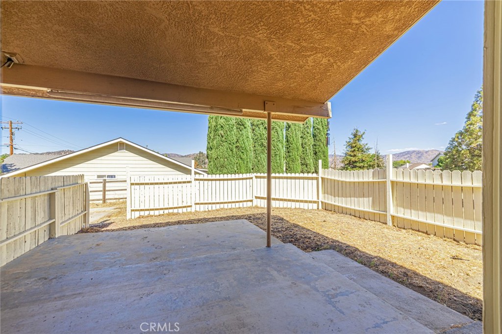 18050 Bold Venture Property Photo 43