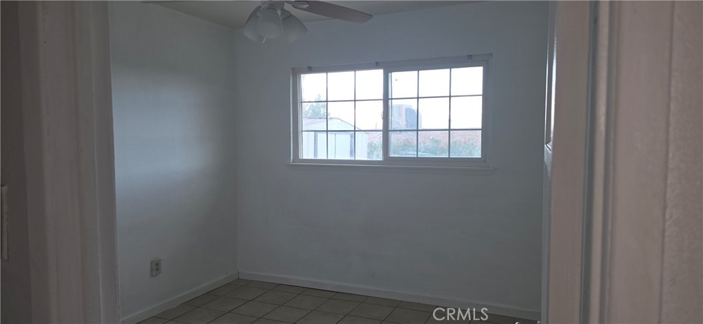 934 E Navajo Street Property Photo 8
