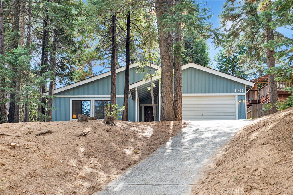 31433 Overhill Property Photo 1