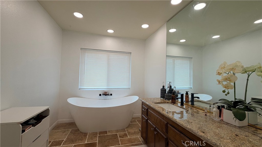 9275 Rattlesnake Property Photo 41