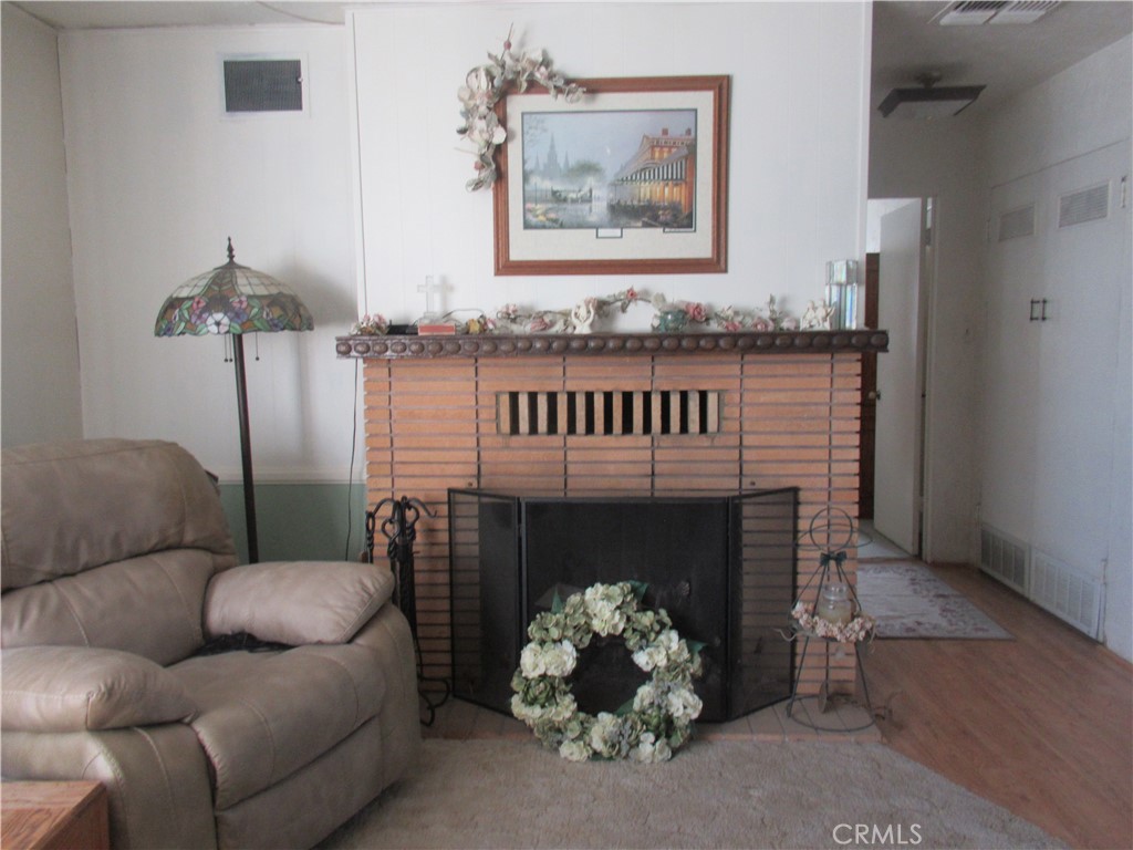 21918 Esaws Avenue Property Photo 7