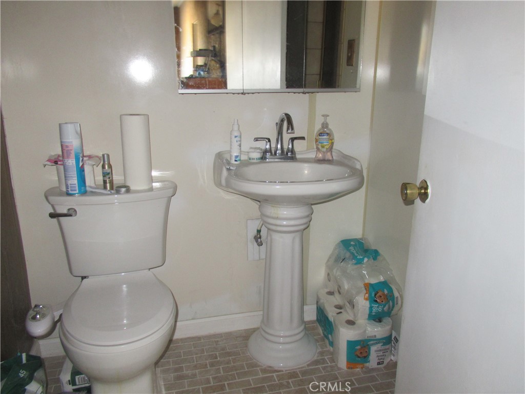 21918 Esaws Avenue Property Photo 19