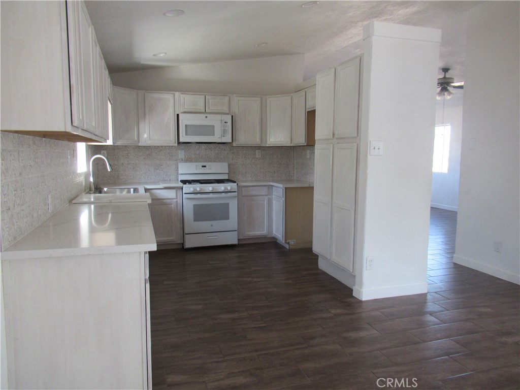 21918 Esaws Avenue Property Photo 30