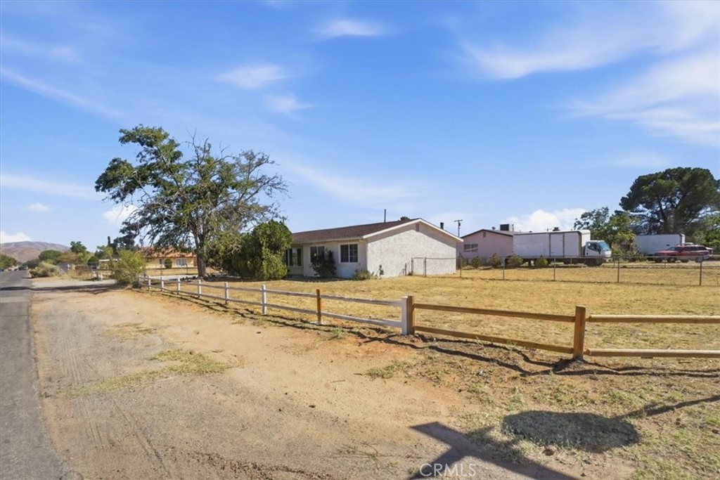 21057 Sitting Bull Property Photo 8