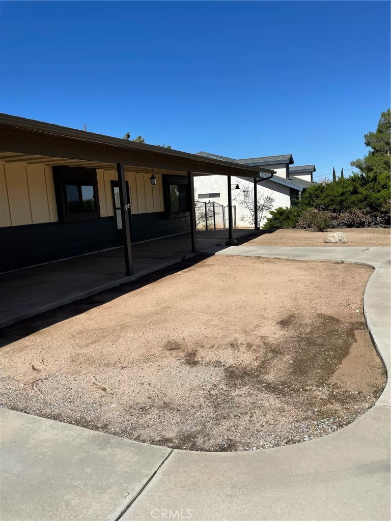 6830 Summit Valley Road Property Photo 3