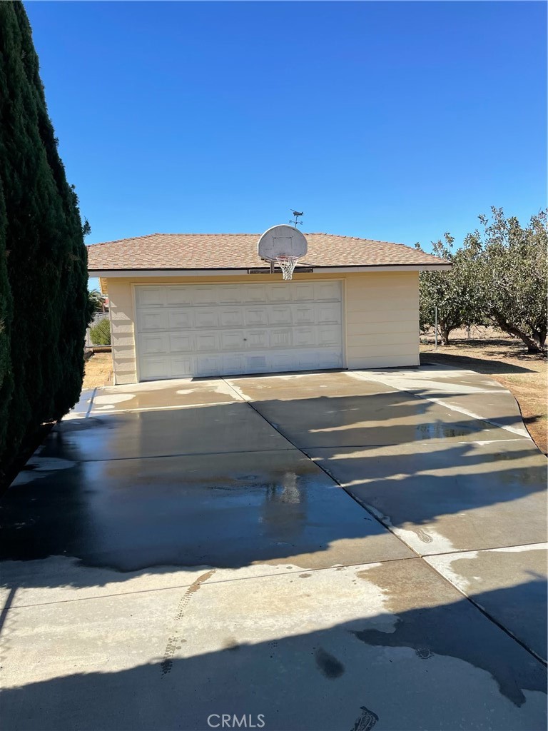 6830 Summit Valley Road Property Photo 10