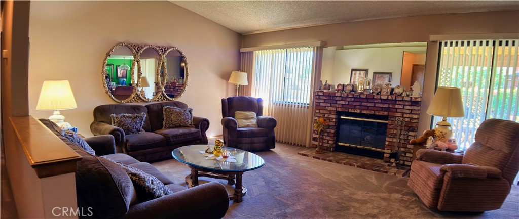 20707 Ottawa Property Photo 4