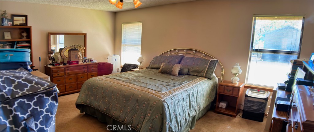20707 Ottawa Property Photo 14
