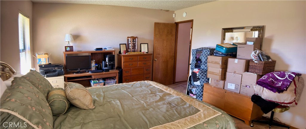 20707 Ottawa Property Photo 15