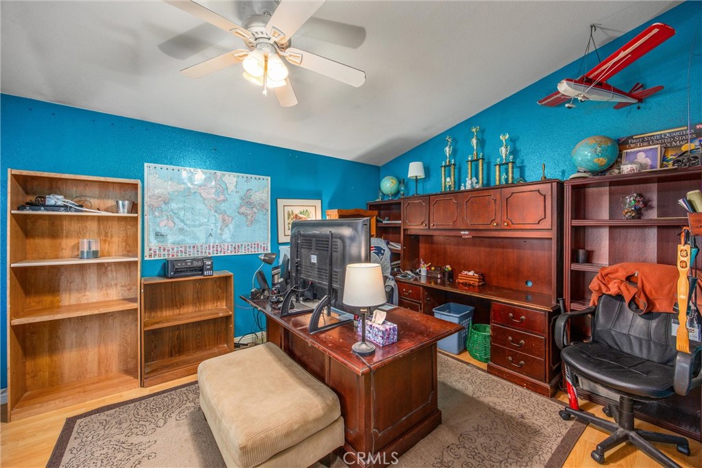 13997 Riverside Property Photo 39