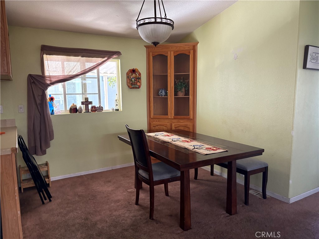 20843 Waalew Rd 100 Property Photo 5