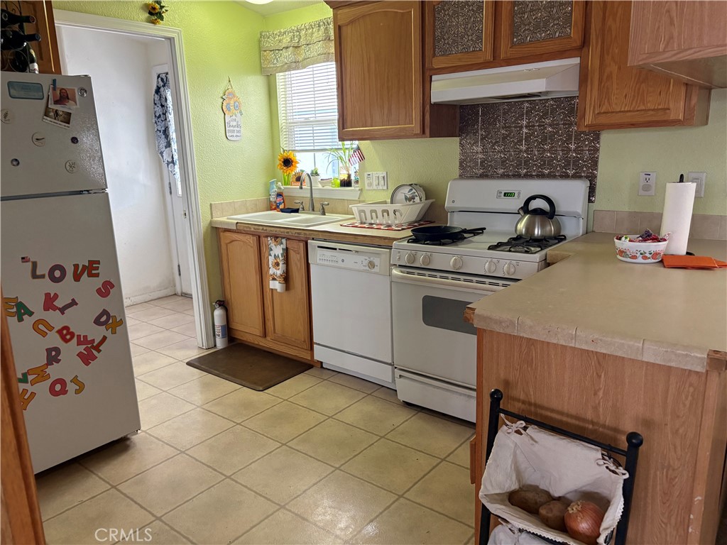 20843 Waalew Rd 100 Property Photo 7