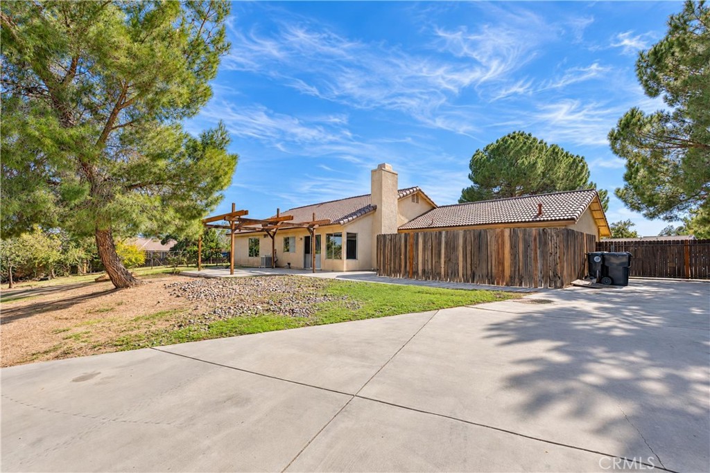 11456 Low Chaparral Property Photo 1