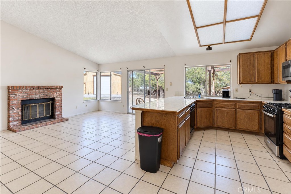 11456 Low Chaparral Property Photo 7