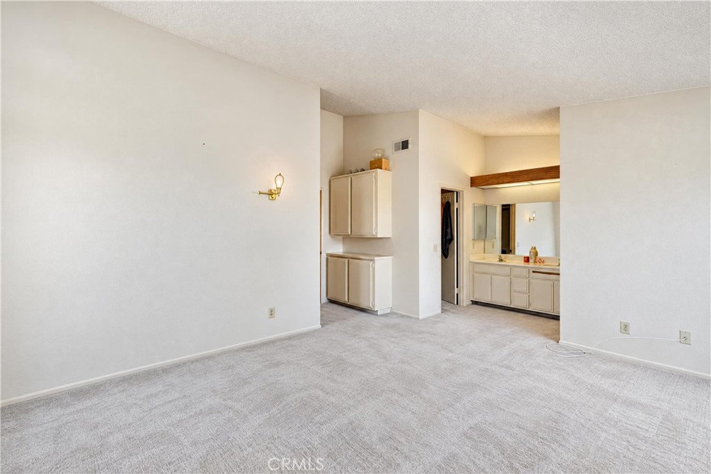 11456 Low Chaparral Property Photo 10