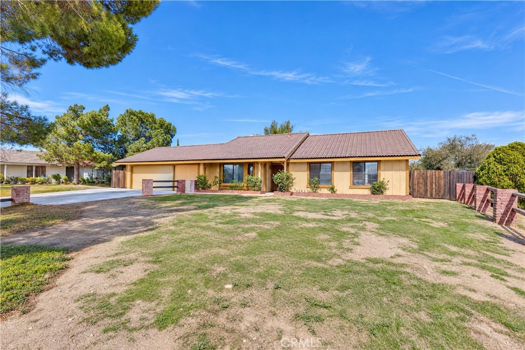 11456 Low Chaparral Property Photo 21