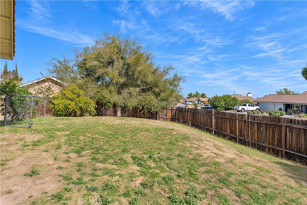 11456 Low Chaparral Property Photo 23