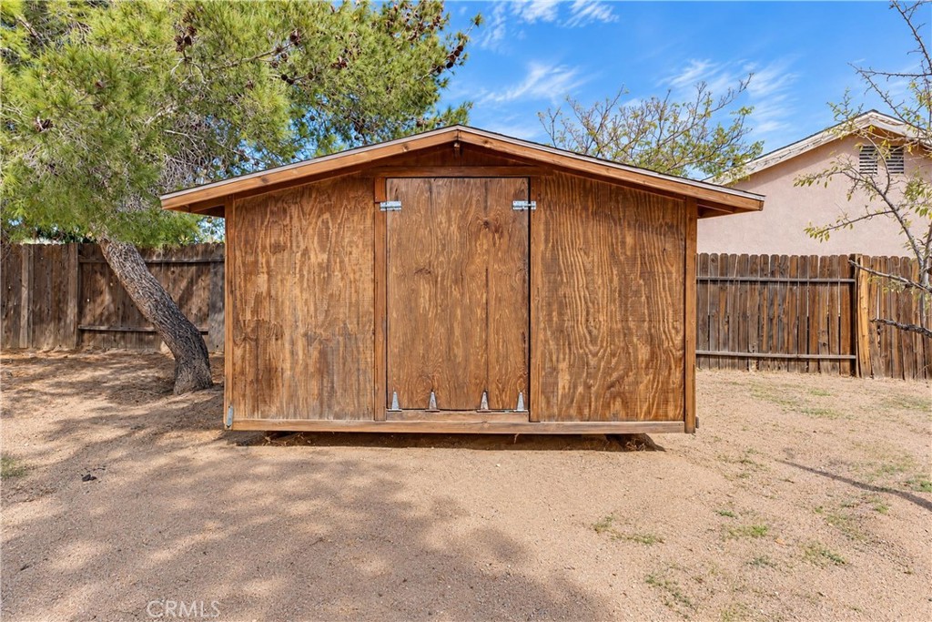 11456 Low Chaparral Property Photo 24