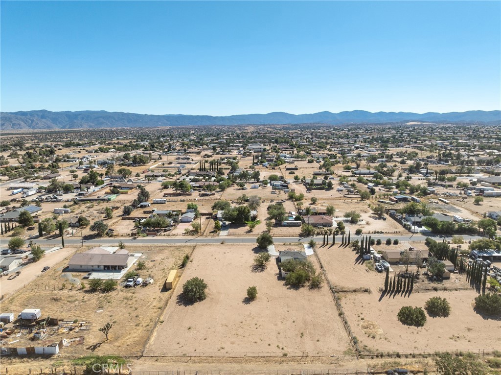 15594 Mission Property Photo 3