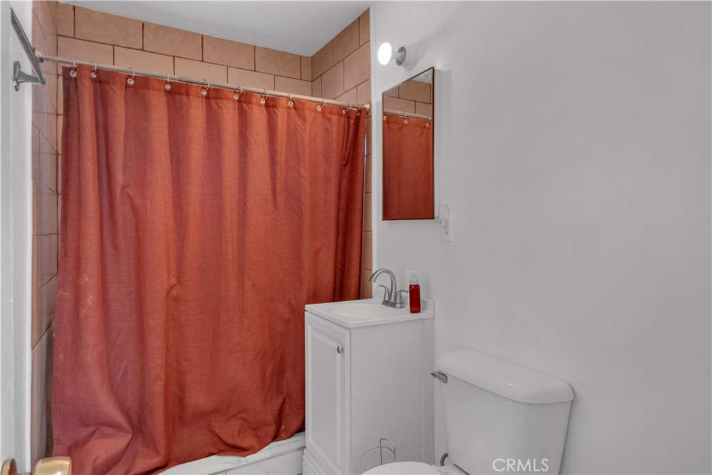 15594 Mission Property Photo 17