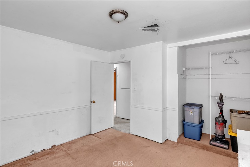 15594 Mission Property Photo 19