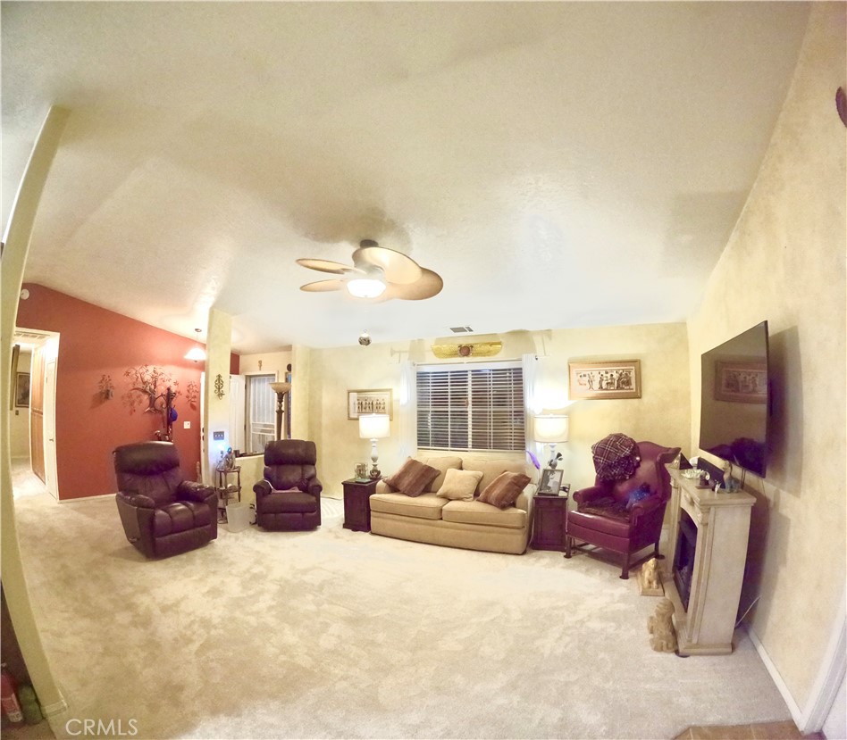 15550 Desert Star Property Photo 9