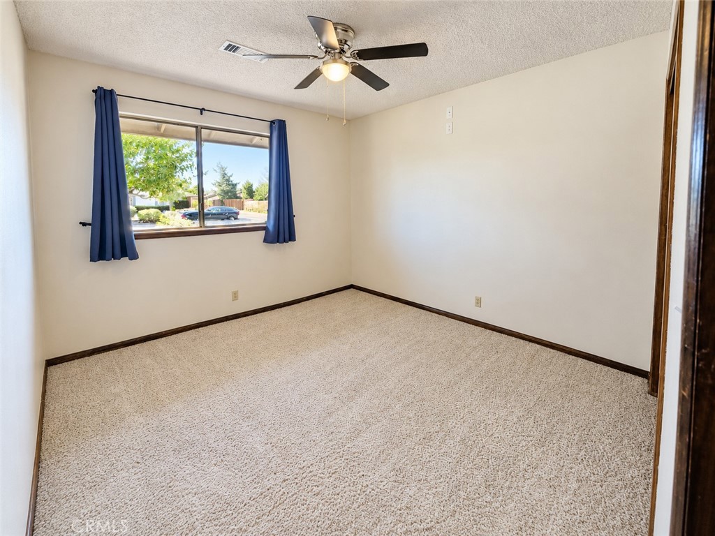 21360 Minodoka Road Property Photo 12