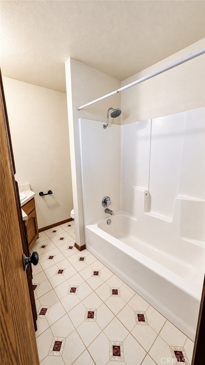 21360 Minodoka Road Property Photo 17