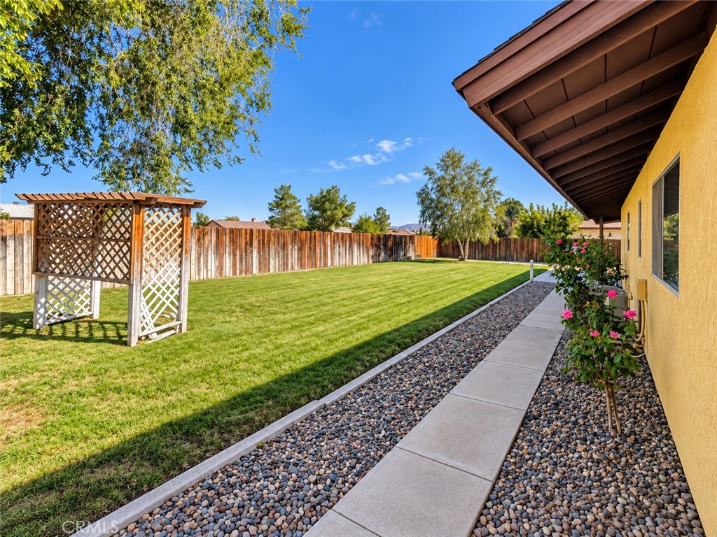 21360 Minodoka Road Property Photo 20