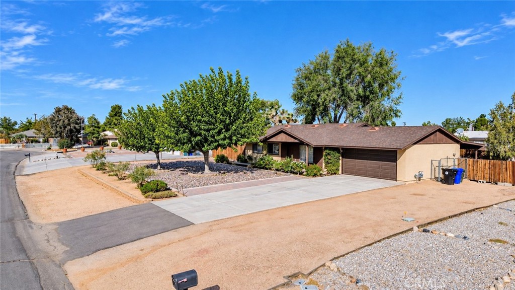21360 Minodoka Road Property Photo 27