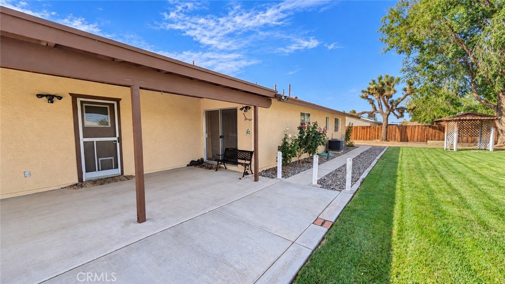 21360 Minodoka Road Property Photo 28
