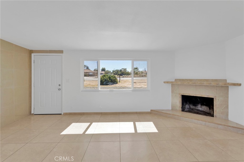 14602 Main Property Photo 3