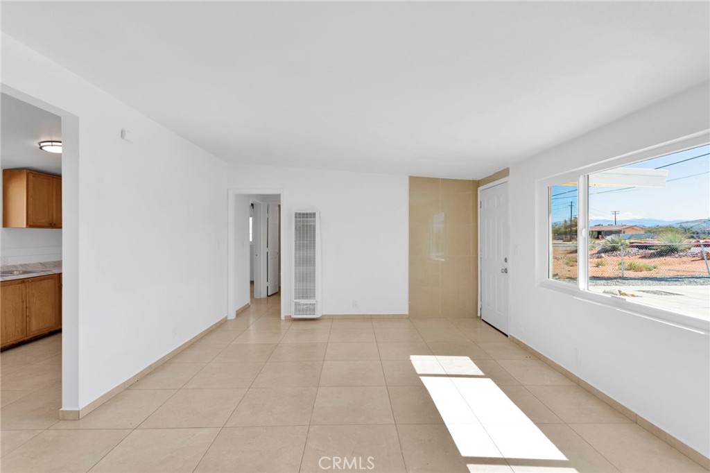14602 Main Property Photo 5
